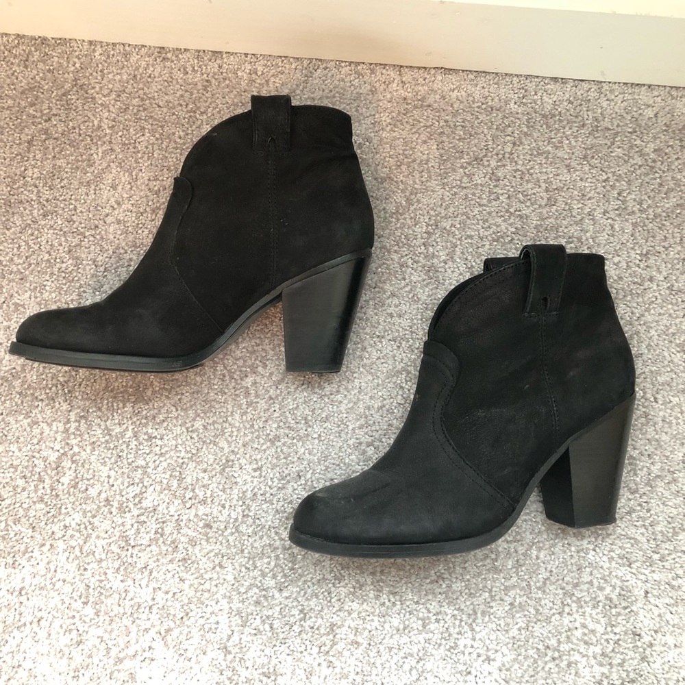 Black Vince Camuto Booties